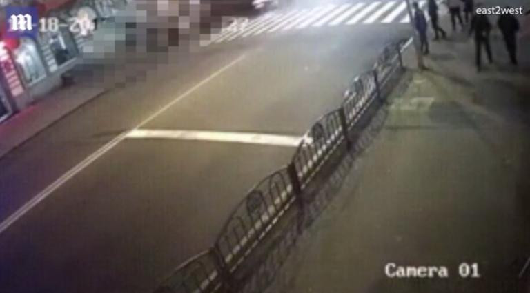 Ανατριχιαστικό βίντεο! Ζάμπλουτη 20χρονη περνά κόκκινο και σκοτώνει 6 πεζούς